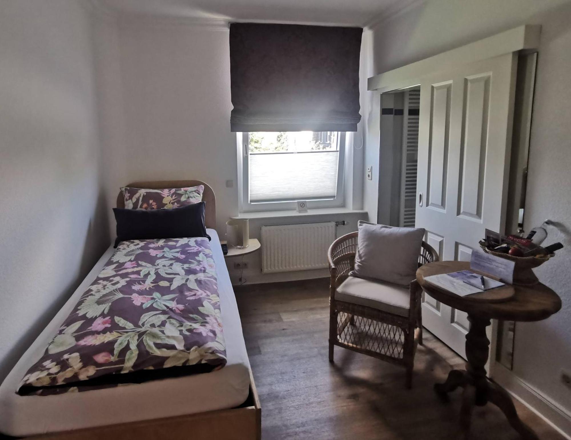 Deichvoigt Nah Am Sandstrand Doese Duhnen Apartment